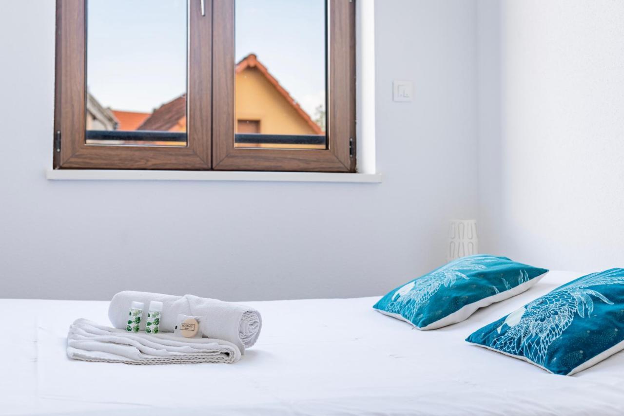 Le Manoir De Cyrielle A 10 Min Du Centre De Strasbourg Daire Bischheim Dış mekan fotoğraf